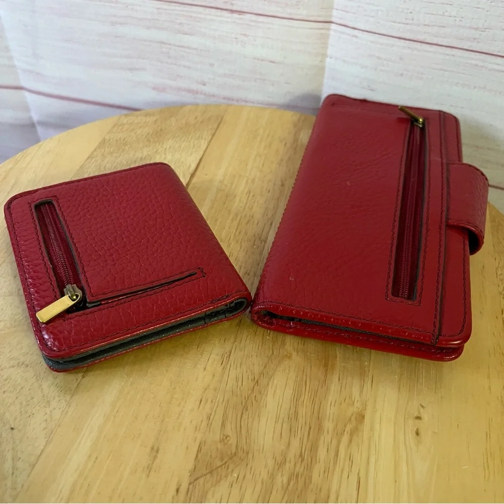 Fossil‎ Red Pebble 2 piece Wallet Set